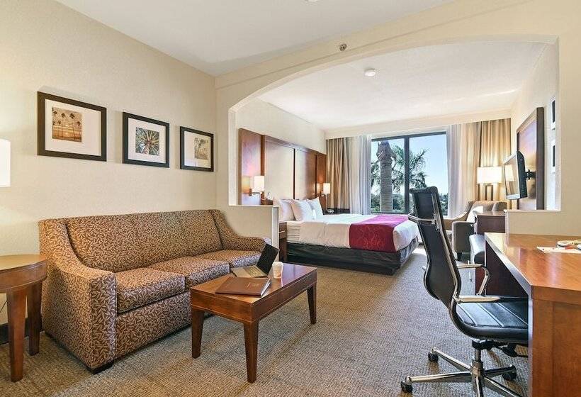 جناح, Comfort Suites Miami  Kendall