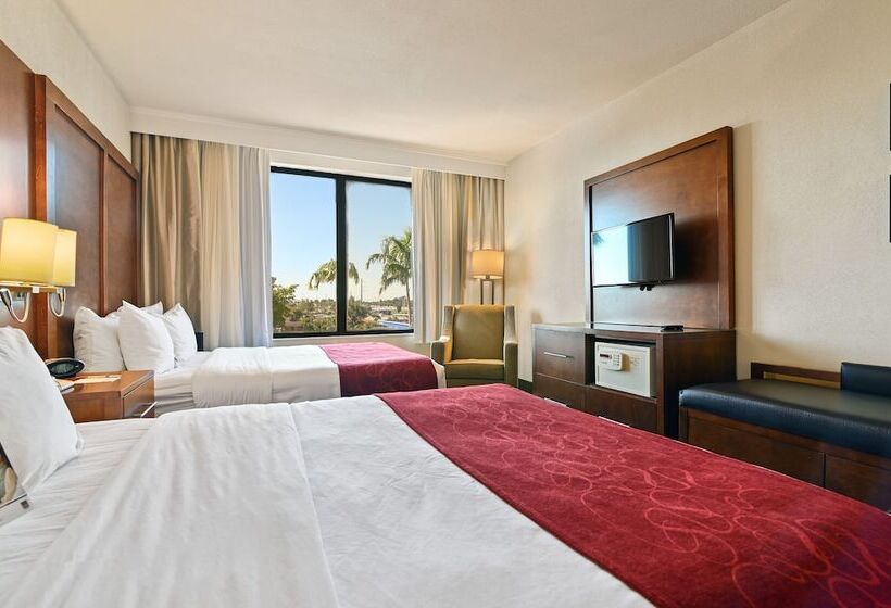 جناح, Comfort Suites Miami  Kendall