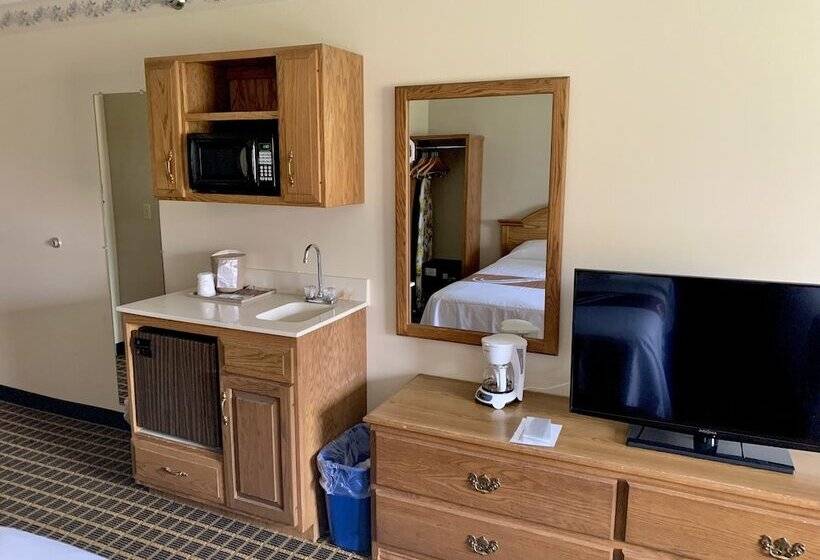 غرفه قياسيه سريرين مزدوجين, Country Inn Deerwood