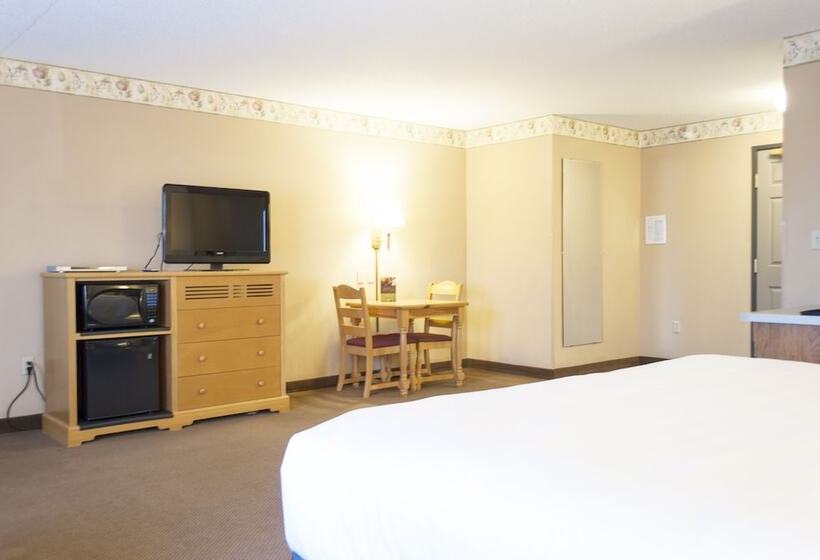 Люкс с гидромассажем, Country Inn & Suites By Radisson, Cedar Falls, Ia