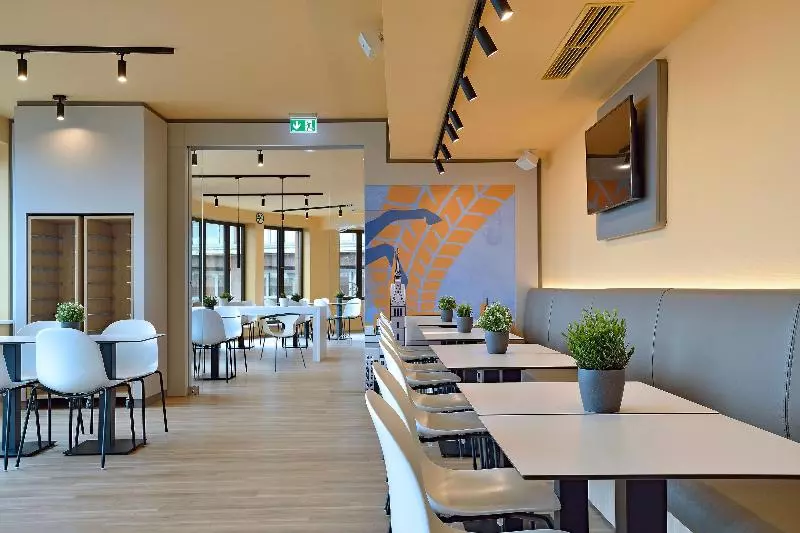 キングサイズベッドのスイートルーム, Country Inn & Suites By Radisson, Roseville, Mn