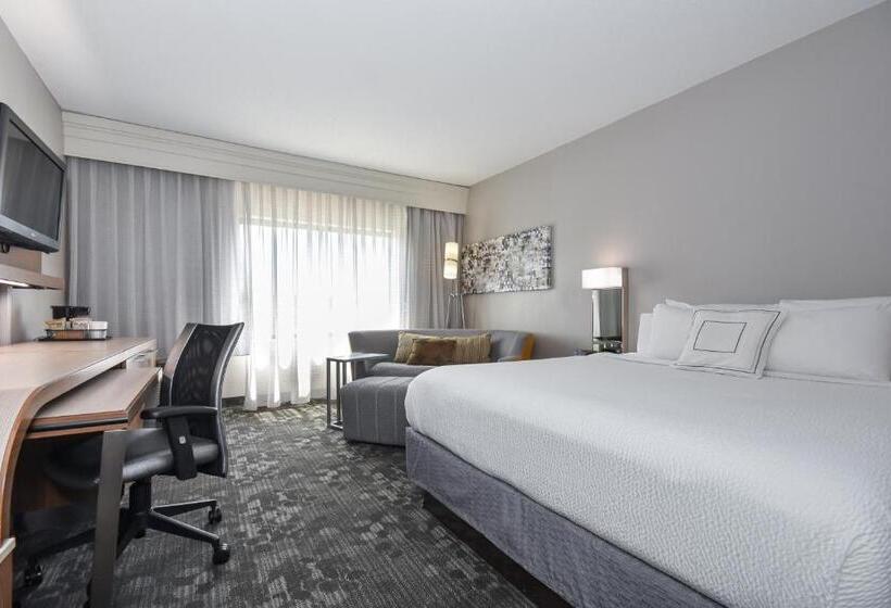 Стандартный Номер Кровать Кинг, Courtyard By Marriott Charlotte Matthews