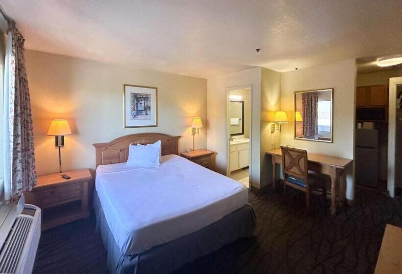 장애인을 위한 킹사이즈 침대 스탠다드 룸, Studio 6 Tempe, Az Elliot Road