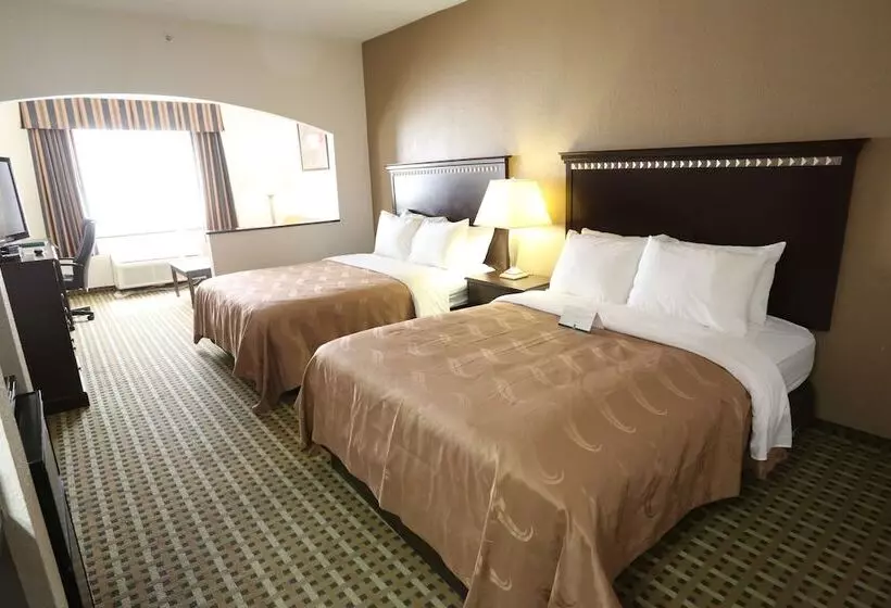スイート, Quality Suites Burleson   Ft Worth
