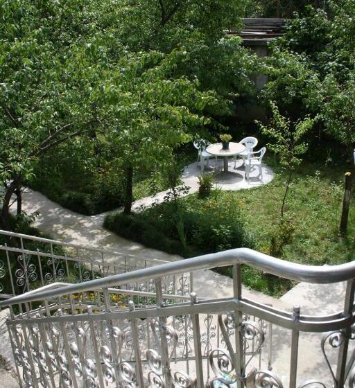 آپارتمان 1 خوابه با بالکن, Guesthouse Gegi