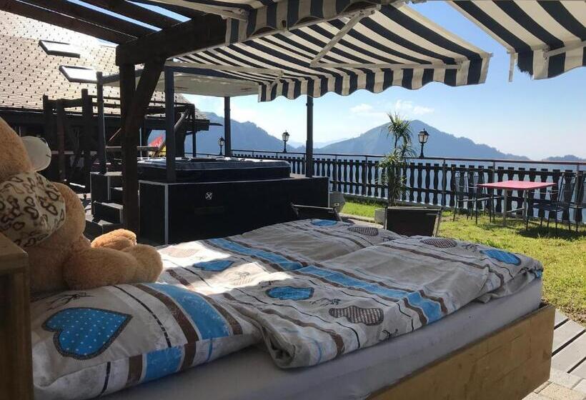 جناح إدارى, Klewenalp Ausflugs Ski Pistenhotel Klewenstock