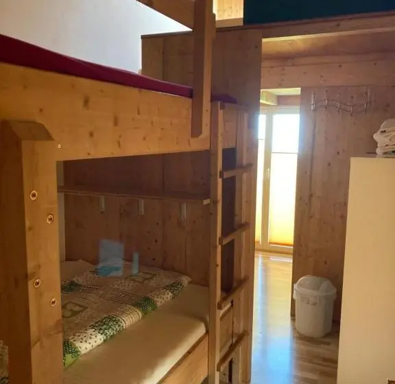 ファミリールーム, Klewenalp Ausflugs Ski Pistenhotel Klewenstock