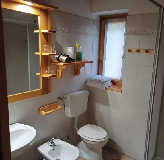 Standard Neljän Hengen Huone Parveke, Agriturismo Al Pra Di Muriet