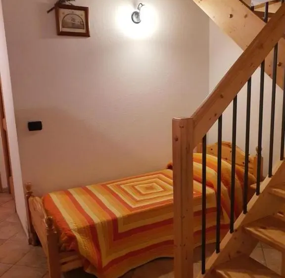 Basic Kolmen Hengen Huone, Agriturismo Al Pra Di Muriet