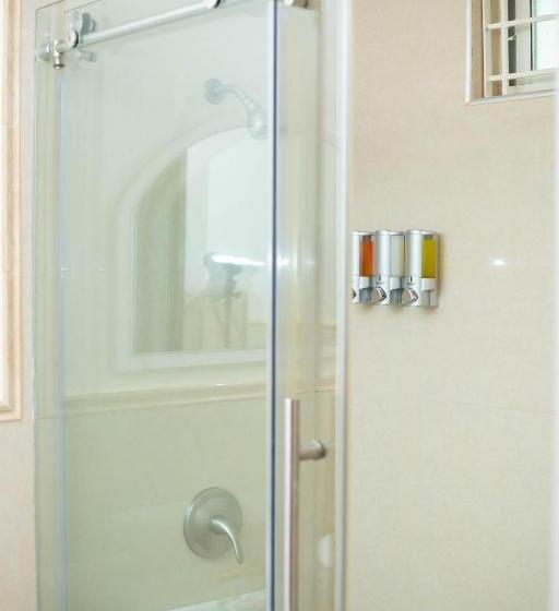 سوئیت با تخت بزرگ, Gc Resort