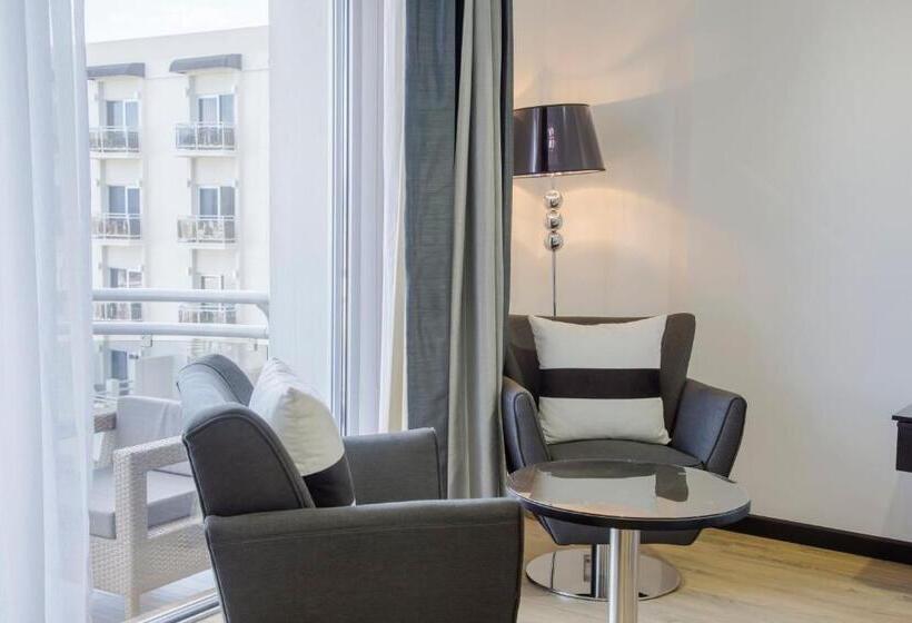 سوئیت پرزیدنت, Amaryllis Hotel Blantyre