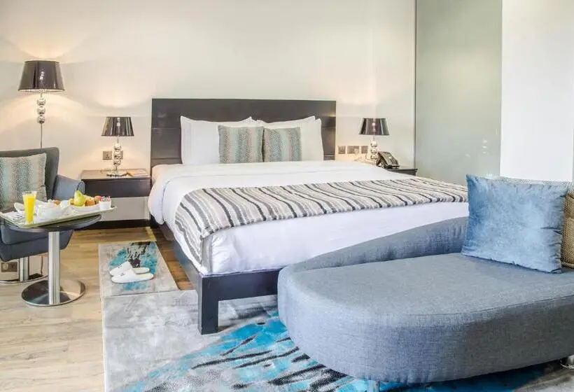 اتاق سوپریور با تخت بزرگ, Amaryllis Hotel Blantyre