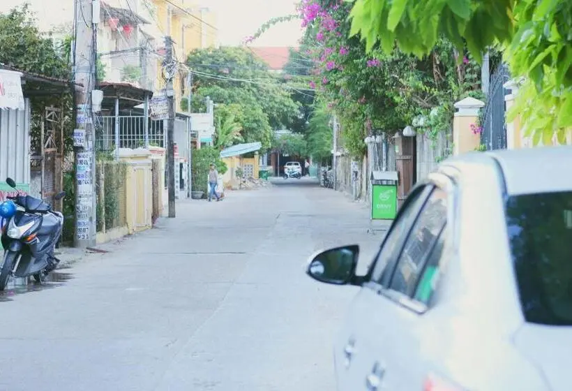 اتاق استاندارد سه تخته با بالکن, Dream Flower Homestay