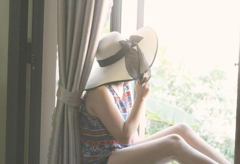 اتاق لوکس با چشمانداز باغ, Dream Flower Homestay