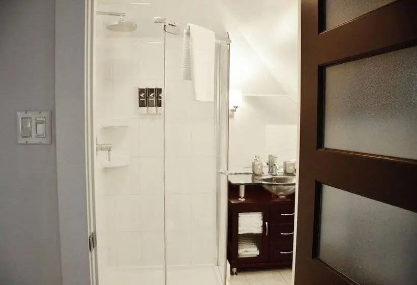 エクゼクティブスイート, Du Vieux Port By Bower Boutique Hotels