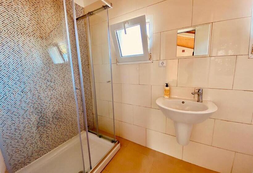 اتاق استاندارد, Oasis Backpackers Hostel Sintra Surf