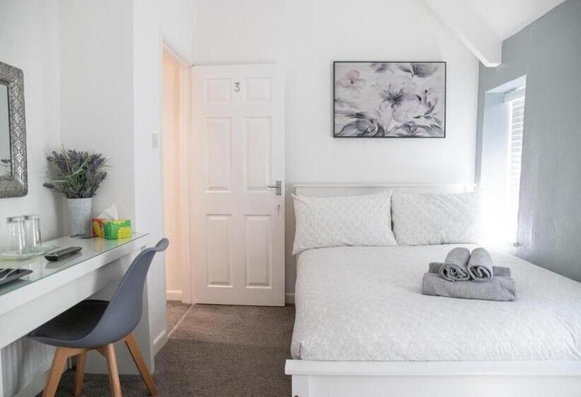 غرفة قياسية, The Cottage