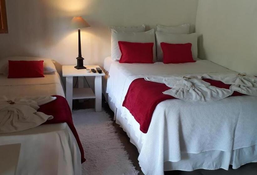 Трехместный Номер Стандарт с Балконом, Pousada João Maria