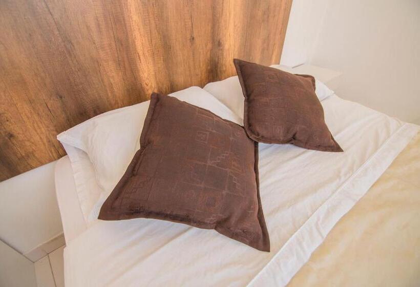 اتاق لوکس, Señorio Chiribaya