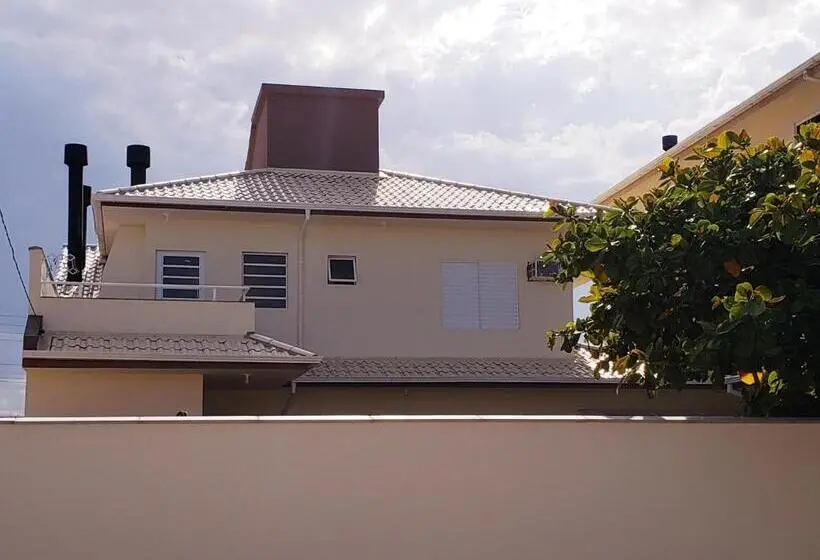 テラス付き1ベッドルームアパートメント, Residencial Marilis