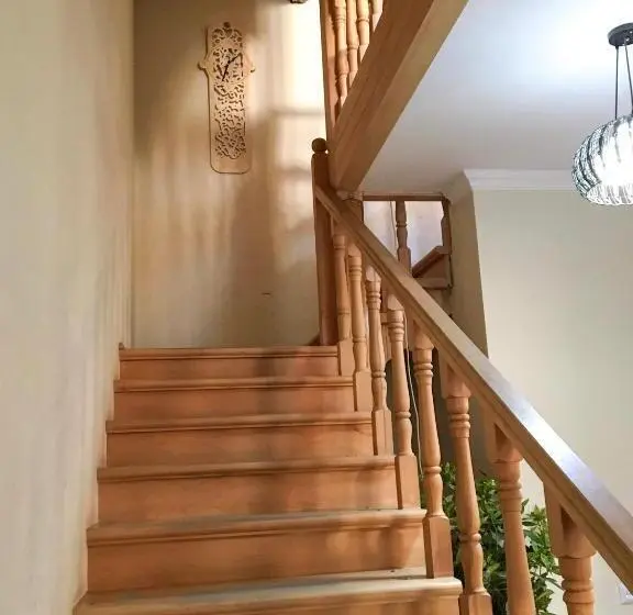 اتاق ساده سه‌ نفره, Family Hotel Kala
