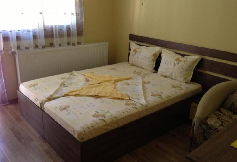 バルコニー付きスタンダードルーム, Guest House Lori