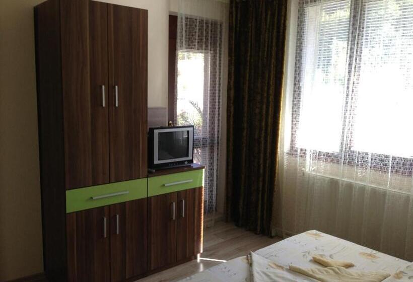 2ベッドルームアパートメント, Guest House Lori