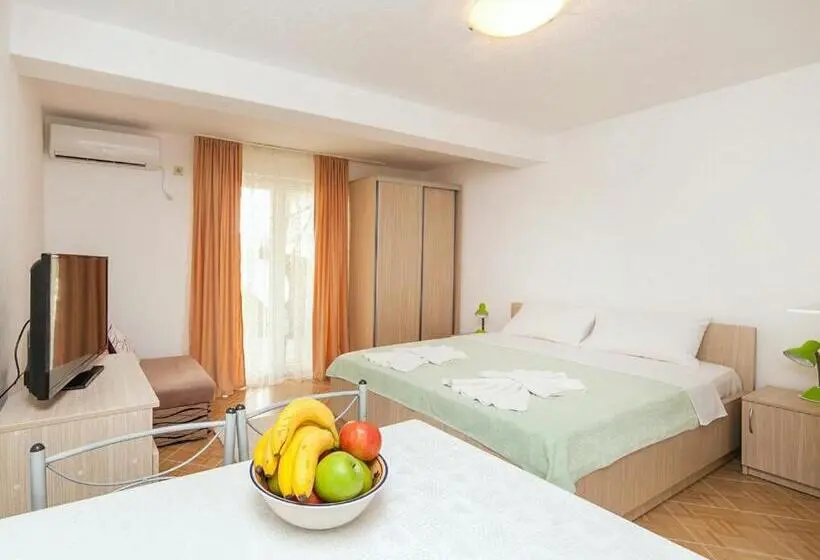 استودیو استاندارد با تراس, Hana Accommodation