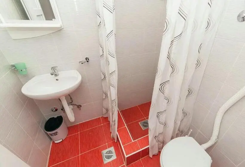 اتاق استاندارد, Hana Accommodation