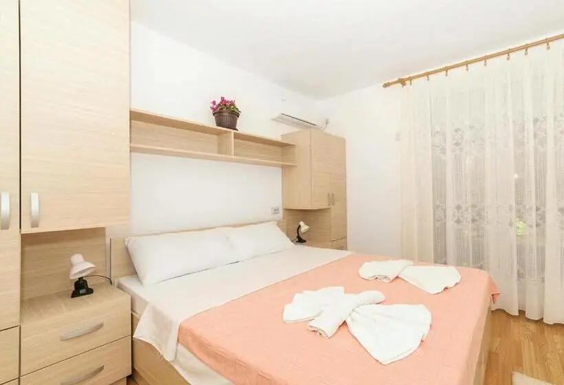 اتاق استاندارد, Hana Accommodation