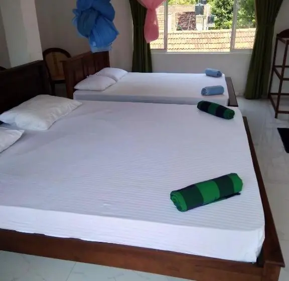 デラックスの4人部屋, Mallika Resort
