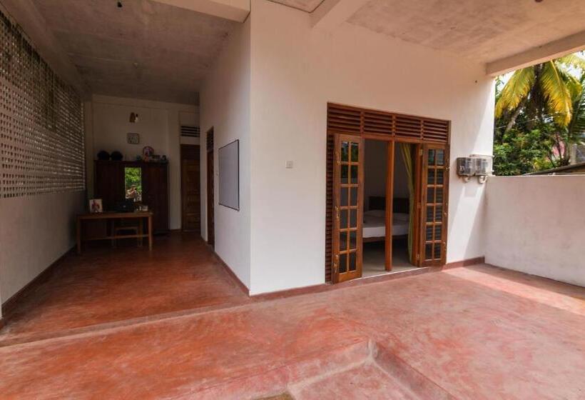 带大床的豪华间, Mallika Resort