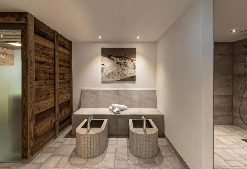 Appartamento 1 Camera da Letto con Balcone, Apart Forum