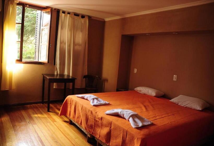 Четырехместный Номер Классик, Posada Spa Anabela