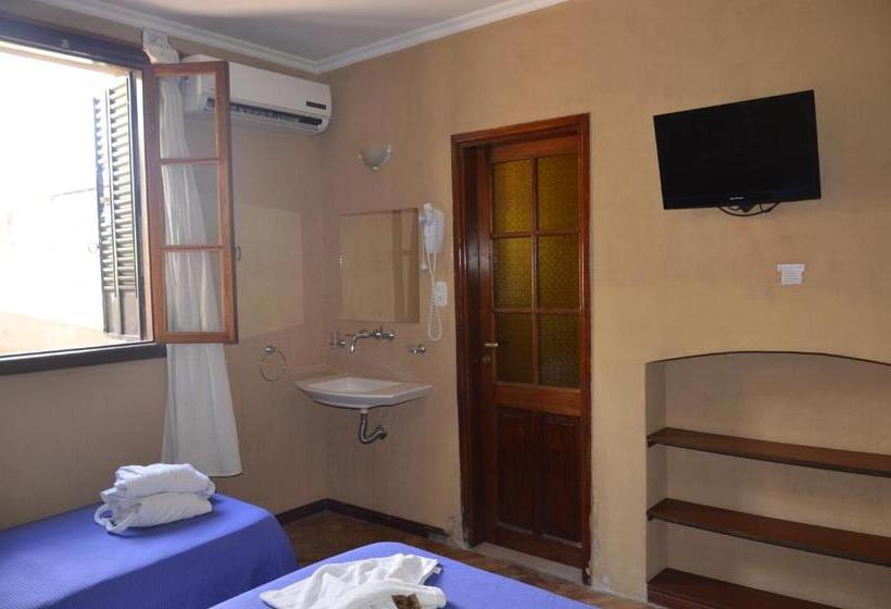 Номер Стандарт Трехместный, Posada Spa Anabela