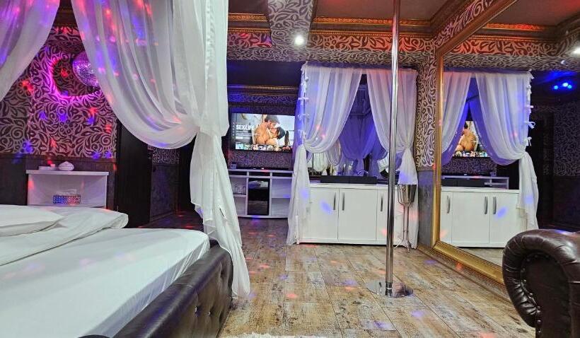 디럭스 룸, Boutique Mikaela