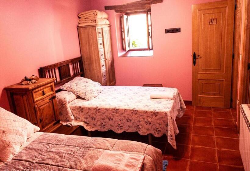 스탠다드 트리플 룸, Rural El Lagar De Las Médulas