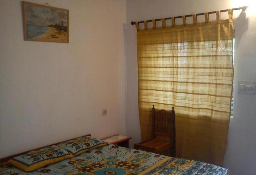 Quarto Economy, Adilson Guest House