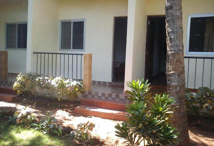 Quarto Economy, Adilson Guest House