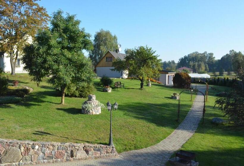 خانه 1 خوابه, Pie Pētera