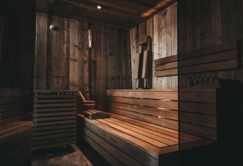 جناح جونيور, Jufenalm Boho Hotel & Restaurant