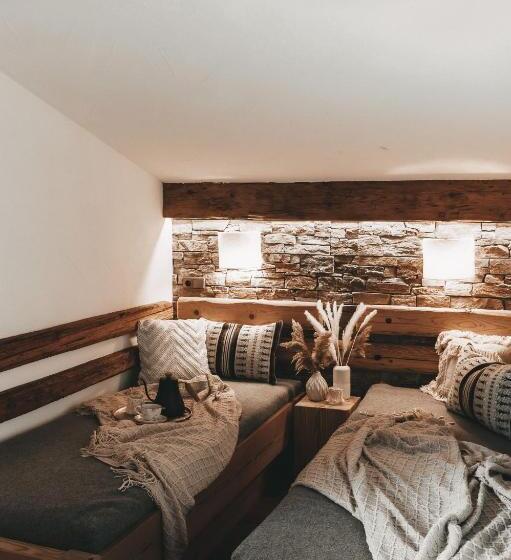 Семейный Номер, Jufenalm Boho Hotel & Restaurant