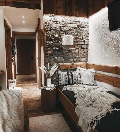 غرفة قياسية رباعية, Jufenalm Boho Hotel & Restaurant