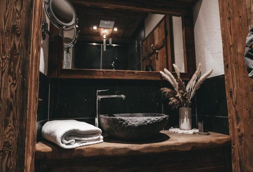 جناح مطلّ علي الجبل, Jufenalm Boho Hotel & Restaurant