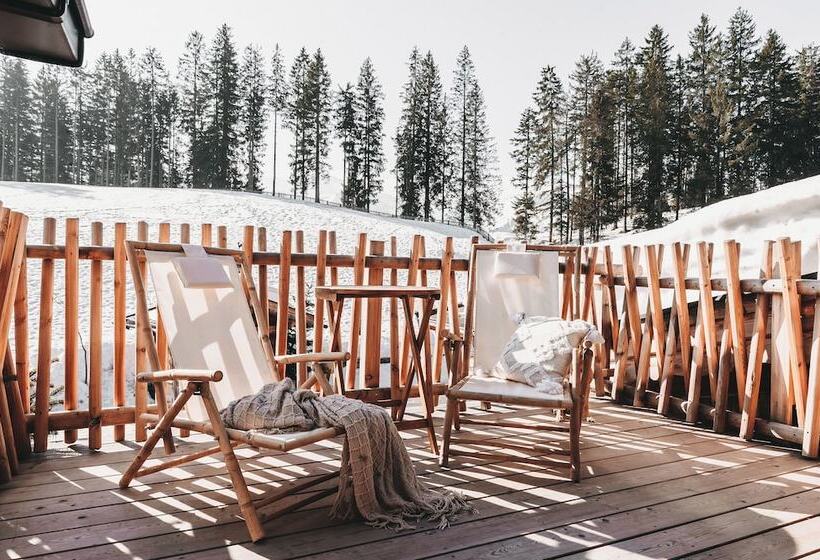 جناح جونيور, Jufenalm Boho Hotel & Restaurant