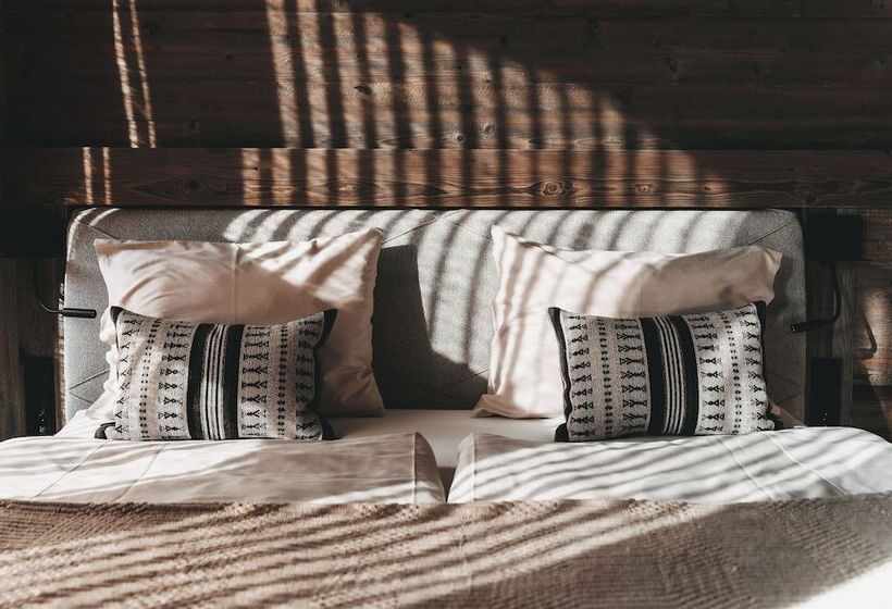 جناح جونيور, Jufenalm Boho Hotel & Restaurant