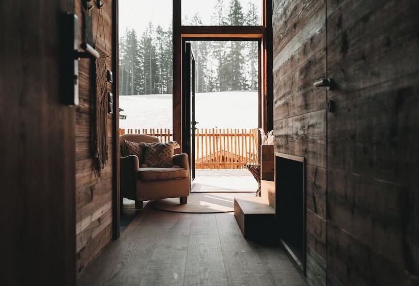 جناح جونيور, Jufenalm Boho Hotel & Restaurant