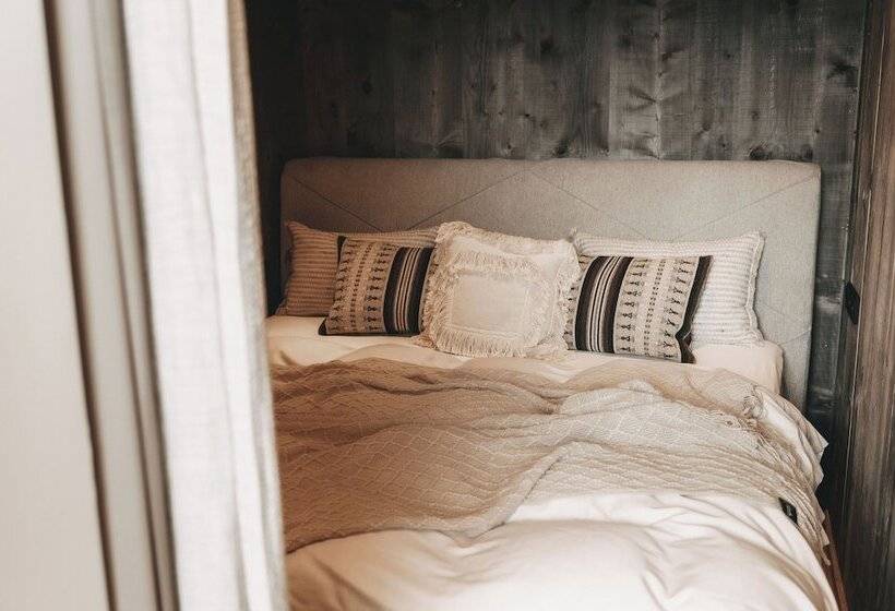 جناح, Jufenalm Boho Hotel & Restaurant