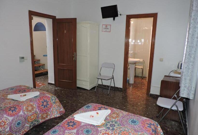 スタンダードルーム, Hostal Sol Y Mar