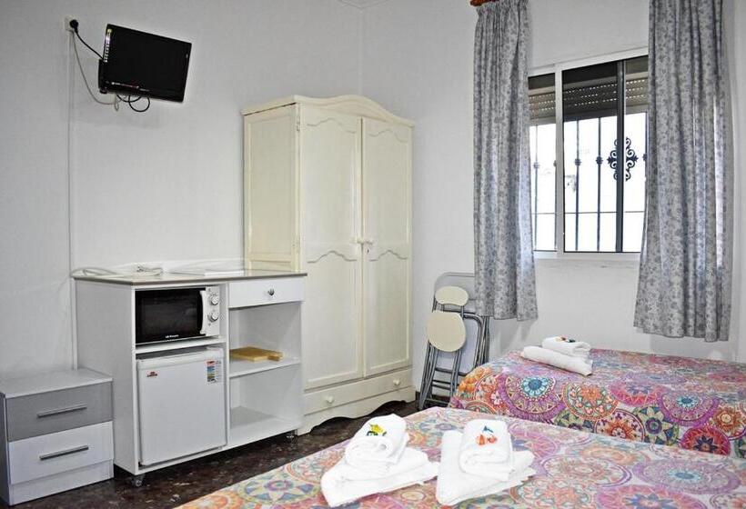 スタンダードルーム, Hostal Sol Y Mar